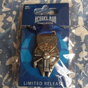 Disney | Kessel Run Challenge Pin